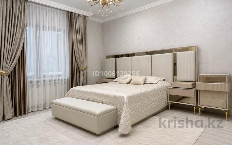4-комнатная квартира · 184.5 м² · 5/17 этаж, мкр Самал-3, Аль-Фараби 25 за 185 млн ₸ в Алматы, Медеуский р-н — фото 53