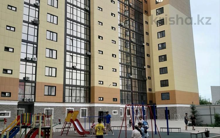 3-бөлмелі пәтер · 109 м² · 7/10 қабат, Ульяны Громовой, бағасы: 37 млн ₸ в Уральске — фото 2