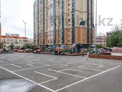2-комнатная квартира · 85 м² · 12/19 этаж, Иманбаева 11 — Кенесары за 16 000 ₸ в Астане, р-н Байконур