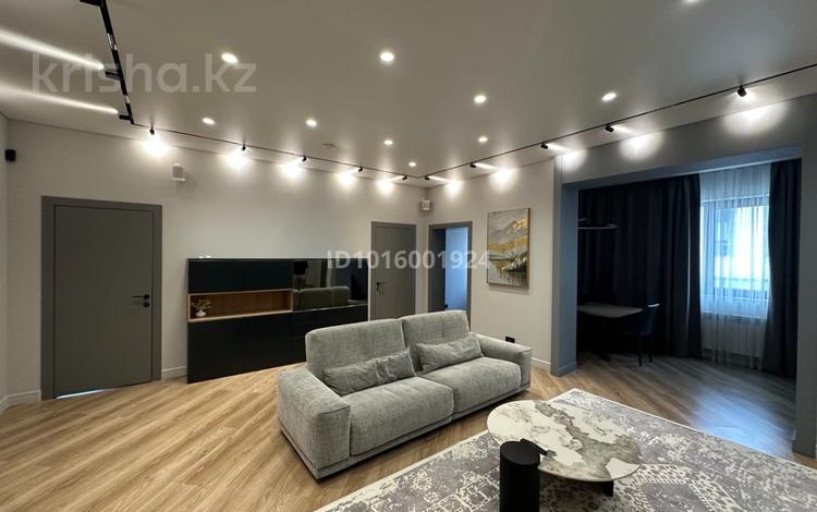 3-комнатная квартира · 140 м² · 13/14 этаж, мкр Самал-3 за 1.4 млн ₸ в Алматы, Медеуский р-н — фото 2
