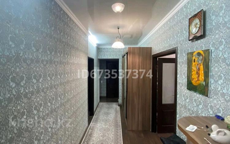 3-комнатная квартира, 86 м², Майры за 40 млн 〒 в Павлодаре — фото 2