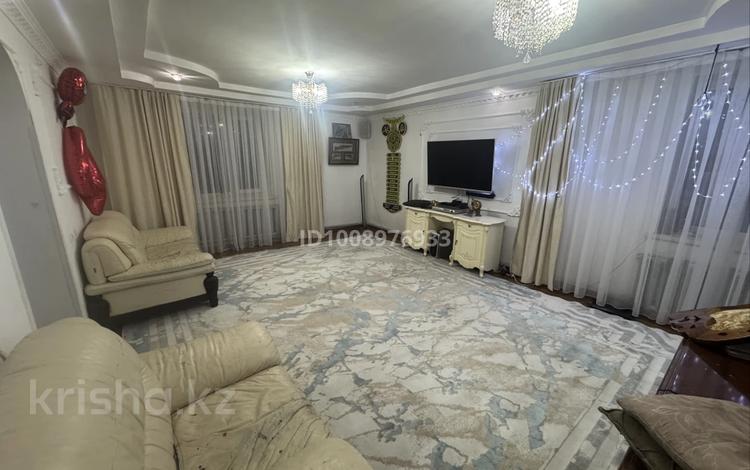 Отдельный дом · 6 комнат · 200 м² · 10 сот., мкр Уркер — Амре Кашаубаева Акдала за 50 млн ₸ в Астане, Нура р-н — фото 4