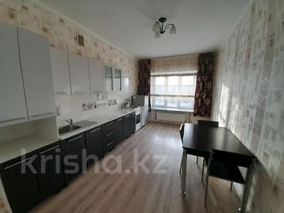 3-комнатная квартира, 110 м² посуточно, мкр. Алтын орда, Молдагулова.Жекпе жек 60/1 — Баишева за 19 000 〒 в Актобе, мкр. Алтын орда