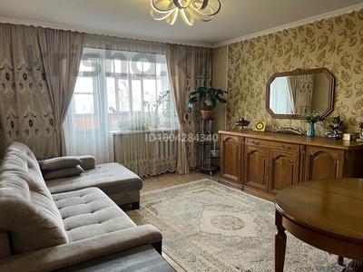 3-комнатная квартира · 72 м² · 5/12 этаж, 15 мкр 20 за 30 млн ₸ в Семее