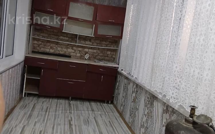 2-бөлмелі пәтер · 49.5 м² · 3/4 қабат, Акынбекова 127, бағасы: 12 млн ₸ в Арыси — фото 2