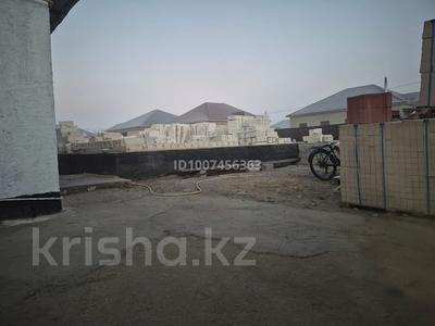 Отдельный дом · 2 комнаты · 100 м² · 10 сот., Беркінов Шерәлі 11 — Махамбет ауылы 268 мектеп арты 4 көше за 21 млн 〒 в 