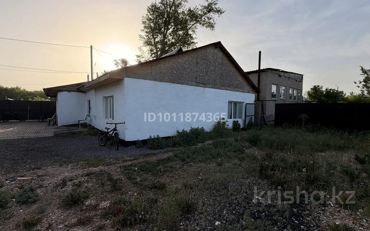 Отдельный дом · 3 комнаты · 80 м² · 10 сот., Пришахтинск — Попова41 за 18 млн ₸ в Караганде, Алихана Бокейханова р-н — фото 40