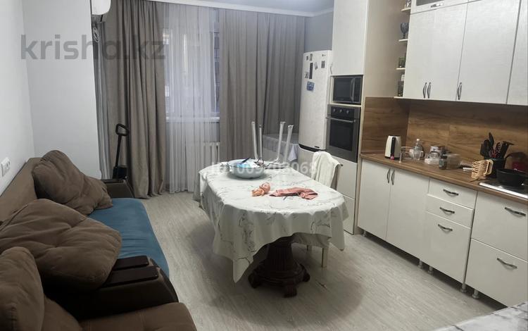 3-комнатная квартира · 63 м² · 4/9 этаж, Алихана Бокейханова 17 за 38 млн ₸ в Астане, Есильский р-н — фото 2