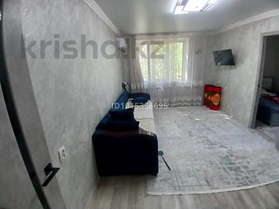 2 комнаты · 43 м² · 2/5 этаж, Жансүгіров 9 — Возле кольца за 60 000 ₸ в Талдыкоргане, мкр Жетысу