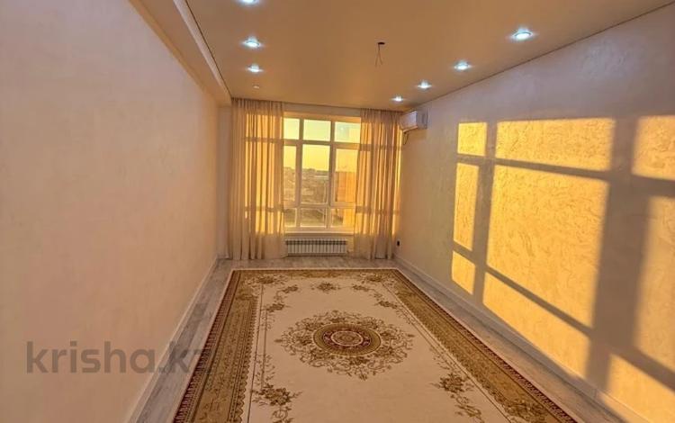 2-бөлмелі пәтер · 72 м² · 4/5 қабат, Мкрн Самал 15, бағасы: 27.5 млн ₸ в Атырау — фото 3