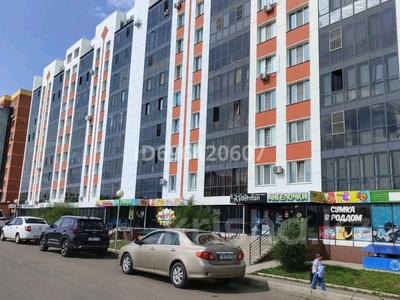 2-комнатная квартира · 77.2 м² · 8/10 этаж, Казыбек Би 38 — Монумент за 39 млн 〒 в Усть-Каменогорске