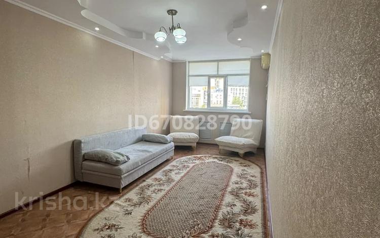 2-комнатная квартира · 82 м² · 3/9 этаж, Тайманова 58 — Площадь Исатая-Махамбета за 270 000 ₸ в Атырау — фото 14