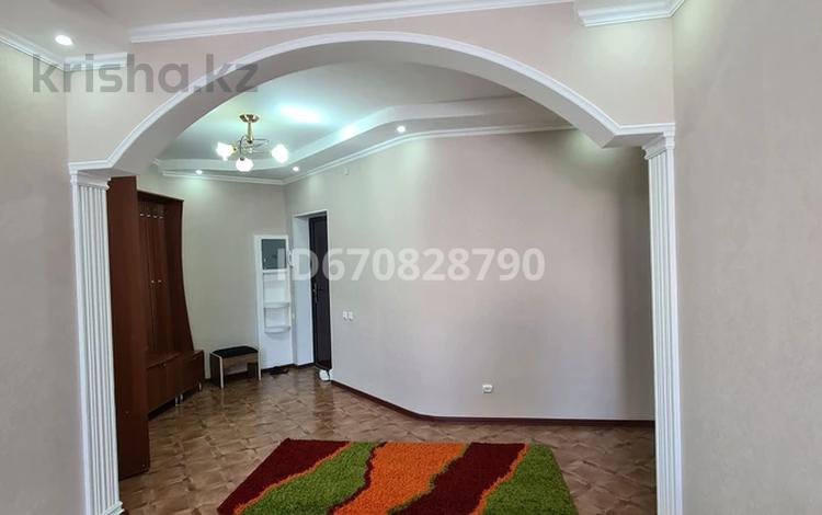 2-комнатная квартира · 82 м² · 3/9 этаж, Тайманова 58 за 250 000 ₸ в Атырау — фото 3