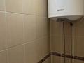 2-бөлмелі пәтер · 45 м² · 5/5 қабат, 16-шағынаудан 43, бағасы: 150 000 ₸ в Караганде, Алихана Бокейханова р-н — фото 6