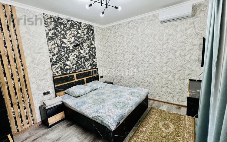 1-комнатная квартира, 24 м² по часам, Калдаякова 26 за 3 000 〒 в Шымкенте, Абайский р-н — фото 2