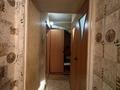 2-комнатная квартира · 44 м² · 1/5 этаж, Пришахтинск, 22 микрорайон 35 за 9.9 млн ₸ в Караганде, Алихана Бокейханова р-н — фото 12