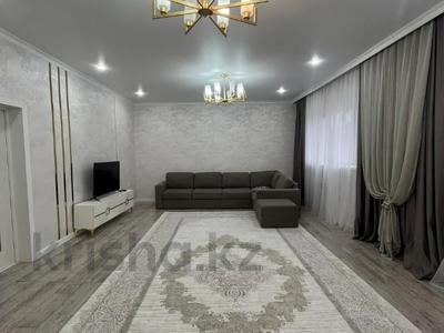 Отдельный дом · 3 комнаты · 175.2 м² · 10 сот., жилой массив Бауырластар, Бауырластар 226 за 37 млн 〒 в Актобе