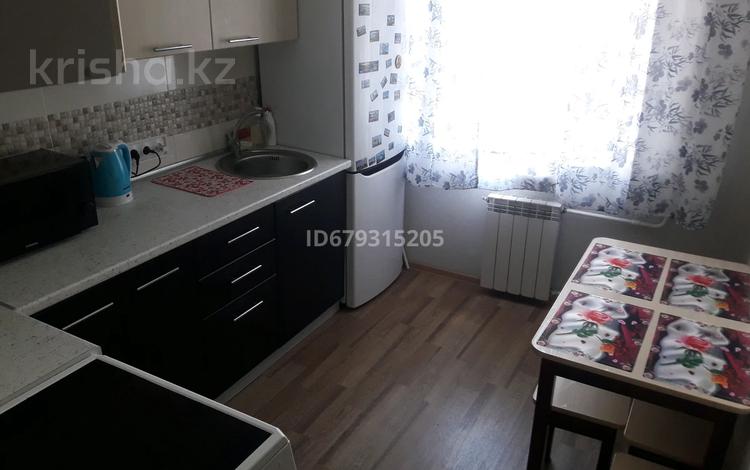 2-комнатная квартира · 56 м², Чокина 24 — Сатпаева-Чокина за 10 000 ₸ в Павлодаре — фото 12