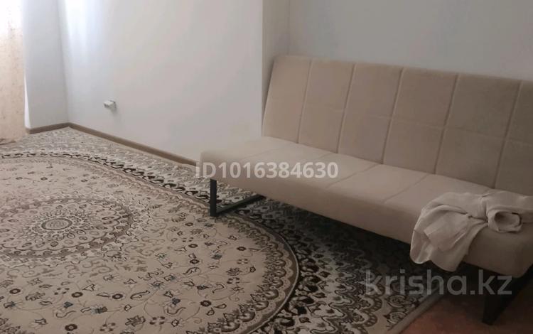 1-бөлмелі пәтер · 40 м² · 12/12 қабат, 11 улица 23/2 — Супермаркет Арзан, бағасы: 100 000 ₸ в Туркестане — фото 2