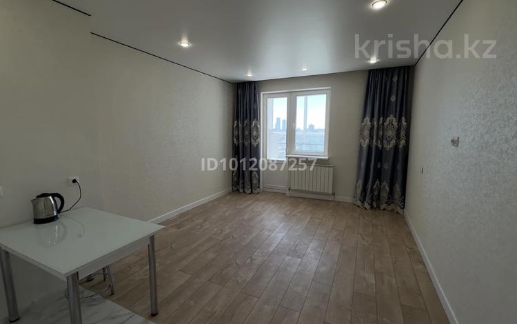 2-комнатная квартира · 53.1 м² · 8/18 этаж, Просп. Сарыарка 41 за 22 млн ₸ в Астане, Сарыарка р-н — фото 3