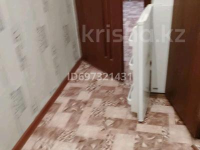 1-бөлмелі пәтер, 40 м² ай сайын, Мкр 8 50, бағасы: 65 000 〒 в Таразе