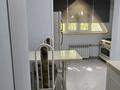 2-комнатная квартира · 62 м² · 1/9 этаж, мкр Аксай-1 2 — Саина - Ташкентской за 300 000 ₸ в Алматы, Ауэзовский р-н — фото 3