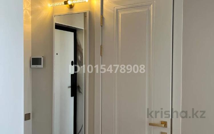 2-бөлмелі пәтер · 37 м² · 10/12 қабат, Молдагалиев 13, бағасы: 300 000 ₸ в Астане, Нура р-н — фото 2