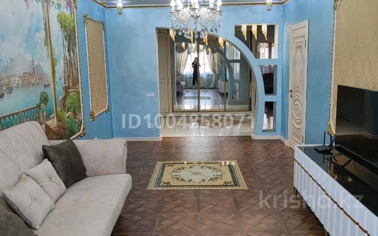 4-комнатная квартира · 113.6 м² · 5/15 этаж, Наурызбай батыра 50 — Жибек Жолы за 800 000 ₸ в Алматы, Алмалинский р-н — фото 2