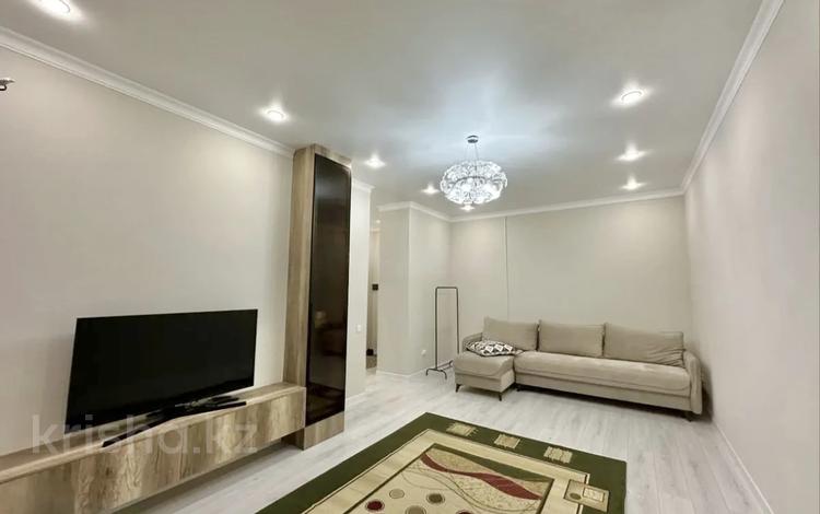 1-комнатная квартира · 45 м² · 7/17 этаж, Туран 52/2 за 250 000 ₸ в Астане, Есильский р-н — фото 2