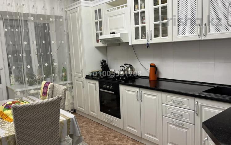 3-бөлмелі пәтер · 85 м² · 2/9 қабат, Нур Актобе 36, бағасы: 29 млн ₸ — фото 10