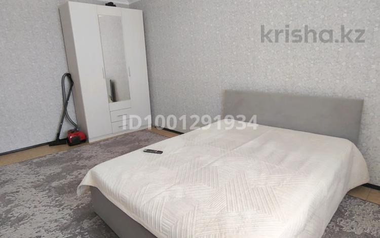 1-бөлмелі пәтер · 45 м² · 7/9 қабат, 5 микрорайон 17 дом, бағасы: 10 000 ₸ в Аксае — фото 5