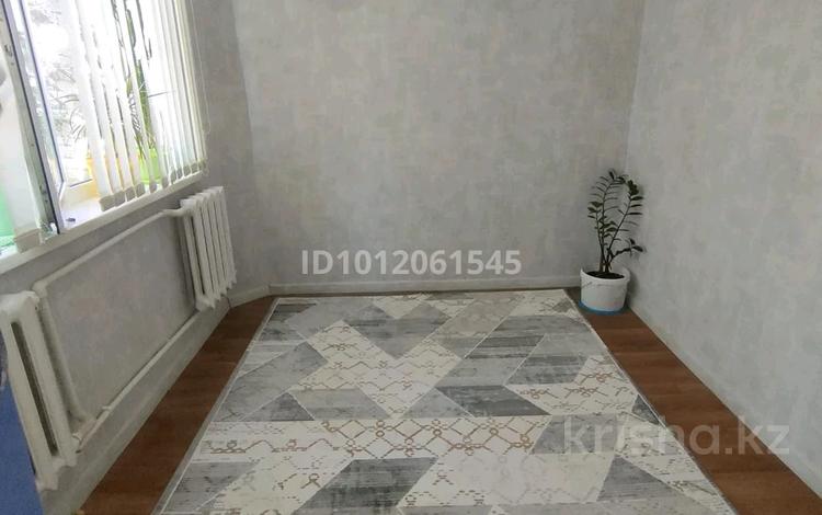 3-бөлмелі пәтер · 61 м² · 4/5 қабат, Металлургов — Рынок, бағасы: 15 млн ₸ в Темиртау — фото 2