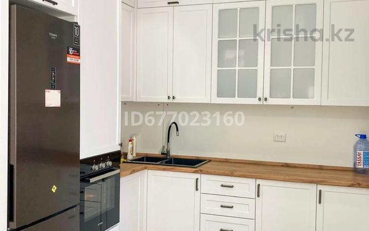2-бөлмелі пәтер · 70 м² · 10/14 қабат, 16-й мкр 70/2, бағасы: 250 000 ₸ в Актау — фото 2