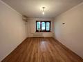 2-комнатная квартира · 50.4 м² · 1/5 этаж, мкр 4 за 19.6 млн 〒 в Уральске