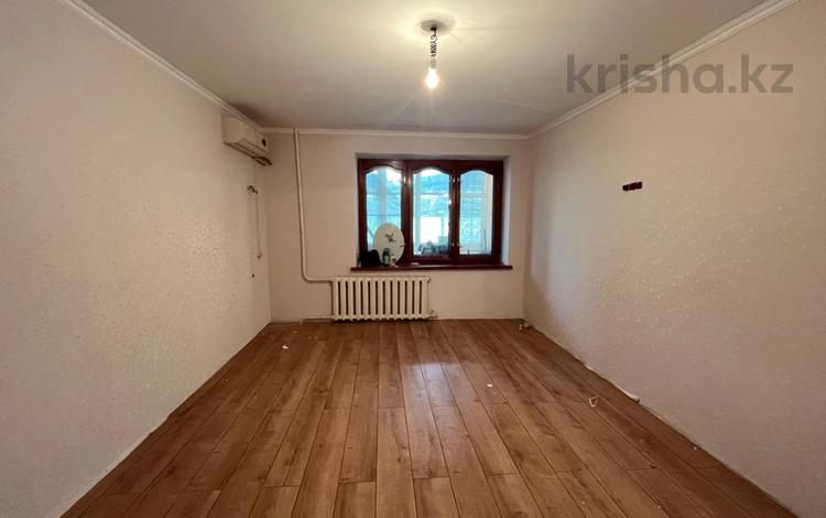 2-комнатная квартира · 50.4 м² · 1/5 этаж, мкр 4 за 19.6 млн 〒 в Уральске — фото 2