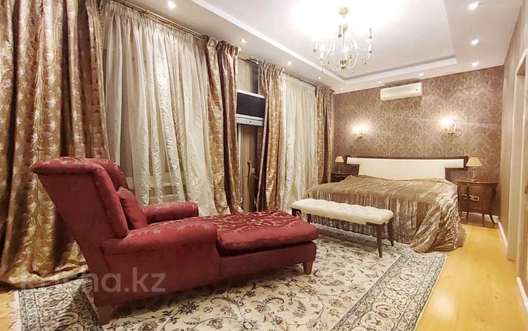 5-комнатная квартира · 330 м² · 3/3 этаж, Ходжанова 10 за 325 млн ₸ в Алматы, Бостандыкский р-н — фото 22