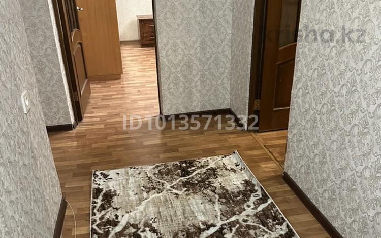 2-бөлмелі пәтер · 63 м² · 3/9 қабат, мкр Таугуль 13 — Пятницкого-Сулеменова, бағасы: 300 000 ₸ в Алматы, Ауэзовский р-н — фото 2