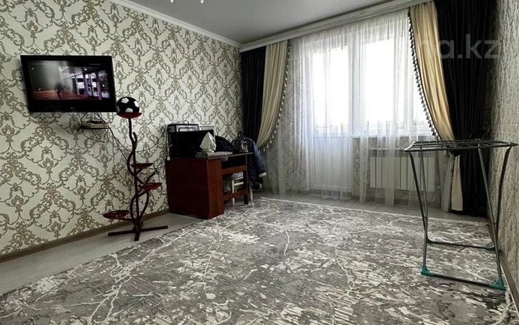 2-комнатная квартира, 69 м², 5/9 этаж, мкр Акбулак, Чуланова за 34.5 млн 〒 в Алматы, Алатауский р-н — фото 2