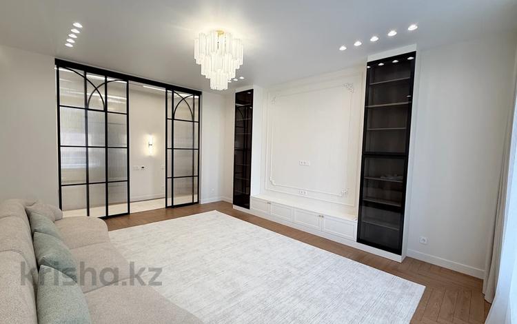 4-комнатная квартира · 117 м² · 4/18 этаж, Туран 39 за 129 млн ₸ в Астане, Нура р-н — фото 11