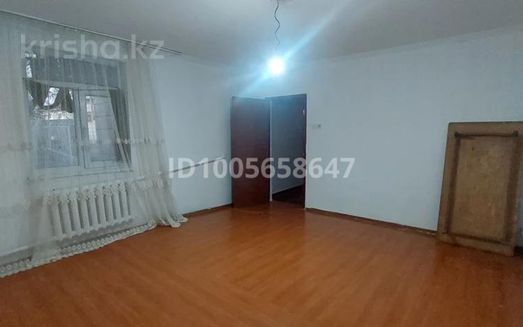 Отдельный дом · 3 комнаты · 100 м², Макашева 58 — Саулет за 90 000 〒 в  — фото 3