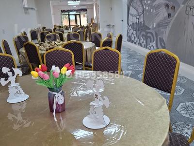 Дом · 6 комнат · 300 м², Текей батыр 84 — Арай Сити Молл за 85 000 ₸ в 