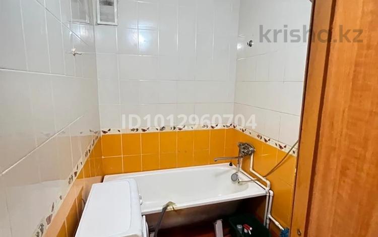 2-бөлмелі пәтер · 48 м² · 4/5 қабат, Майкудук, 12й микрорайон 36, бағасы: 10.5 млн ₸ в Караганде, Алихана Бокейханова р-н — фото 2