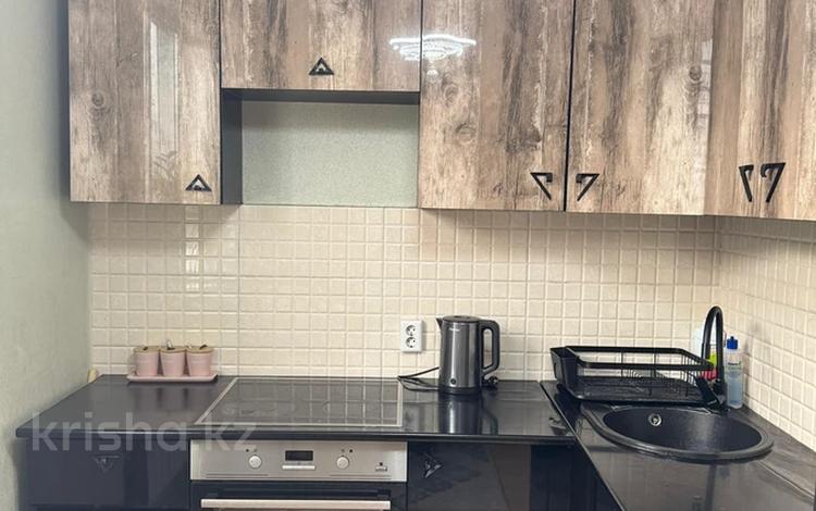 1-бөлмелі пәтер · 37 м² · 10/12 қабат, мкр Акбулак, 1-я улица, бағасы: 25 млн ₸ в Алматы, Алатауский р-н — фото 2
