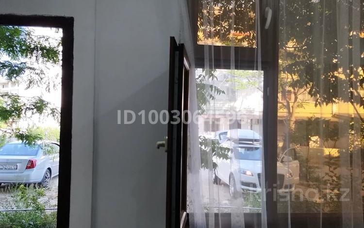 1-комнатная квартира · 36 м² · 1/4 этаж, 4-й мкр 30 за 11.5 млн ₸ в Актау — фото 2