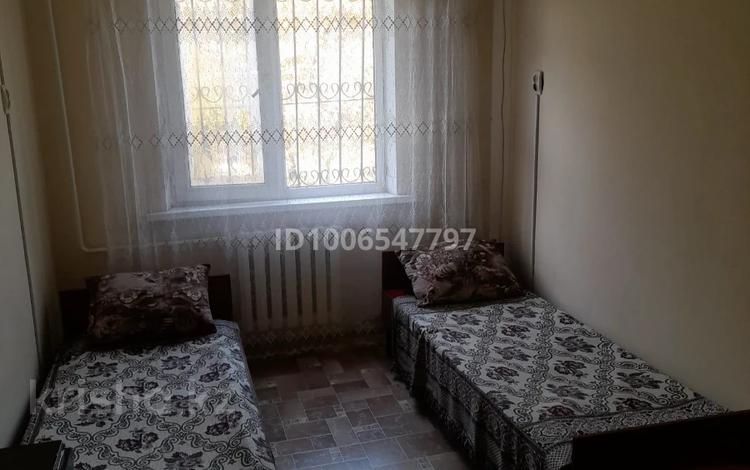 1 бөлме · 16 м² · 2 қабат, №1 ш/а. 28, бағасы: 50 000 ₸ в Алматы, Ауэзовский р-н — фото 2