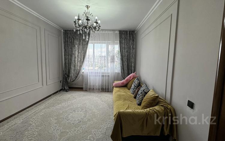 2-комнатная квартира · 57 м² · 6/9 этаж, мкр Аксай-4 70 за 39 млн ₸ в Алматы, Ауэзовский р-н — фото 3