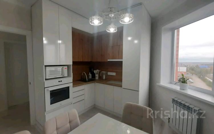 2-комнатная квартира · 67 м², Жамбыла за 34 млн 〒 в Петропавловске — фото 2