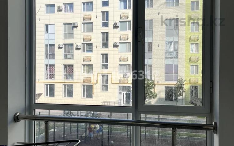 2-комнатная квартира · 71 м² · 2/5 этаж, Шымкент тас жолы — 9 көшенің жанында. Тұран молға напротив за 130 000 ₸ в Туркестане — фото 2