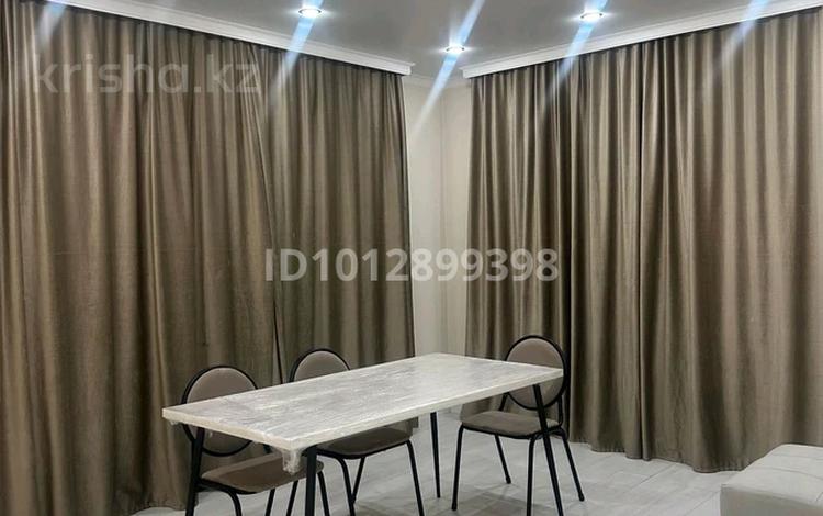 2-бөлмелі пәтер · 55 м² · 4/12 қабат, мкр Гажайып 5/4 — Мечеть им. Динмухамеда Ахметовича Конаева, бағасы: 43 млн ₸ в Алматы, Алатауский р-н — фото 2