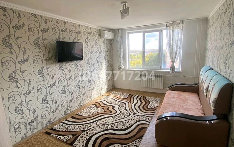 2-комнатная квартира · 52 м² · 8/9 этаж, 5 микрорайон 30 за 130 000 ₸ в Аксае — фото 2